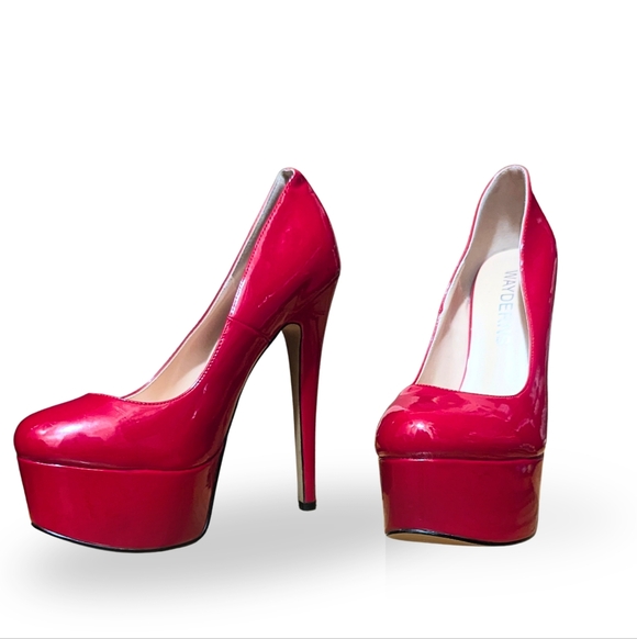 Women's Red Platform Heels - Picture 1 of 8